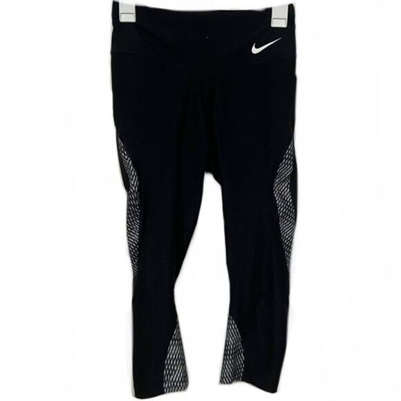 Nike Dri-Fit Performance Activewear Capris - Picture 1 of 3